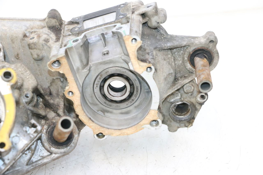 photo de CARTER BAS MOTEUR PEUGEOT SPEEDFIGHT LC 50 (1996 - 2002) - Angle alternatif