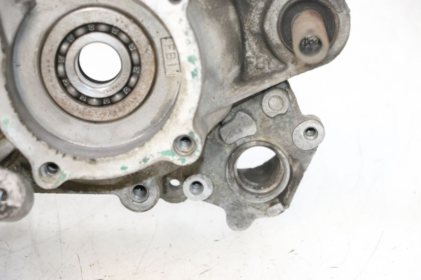 photo de CARTER BAS MOTEUR PEUGEOT SPEEDFIGHT LC 50 (1996 - 2002) - Angle alternatif