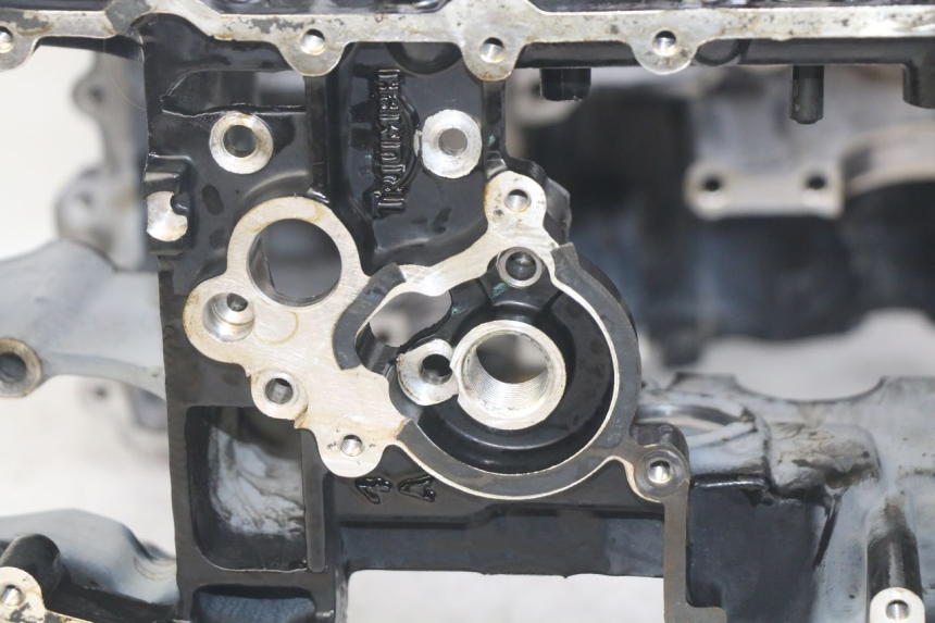 photo de CARTER BAS MOTEUR TRIUMPH SPRINT ST 955 (1999 - 2001)
