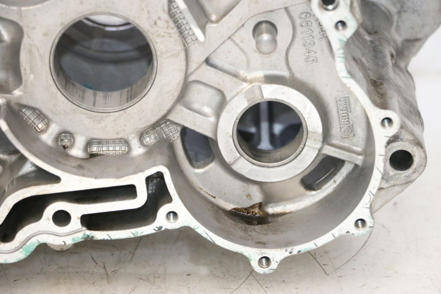 photo de CARTER BAS MOTEUR CAN-AM SPYDER RS 1000 (2008 - 2012) - Zoom composants