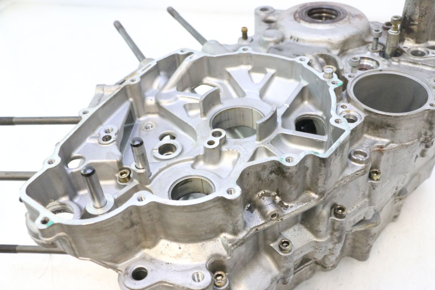 photo de CARTER BAS MOTEUR CAN-AM SPYDER RS 1000 (2008 - 2012) - Autre angle de vue
