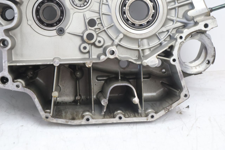 photo de CARTER BAS MOTEUR DUCATI SS IE DS CARENEE 1000 (2002 - 2006) - Points de fixation