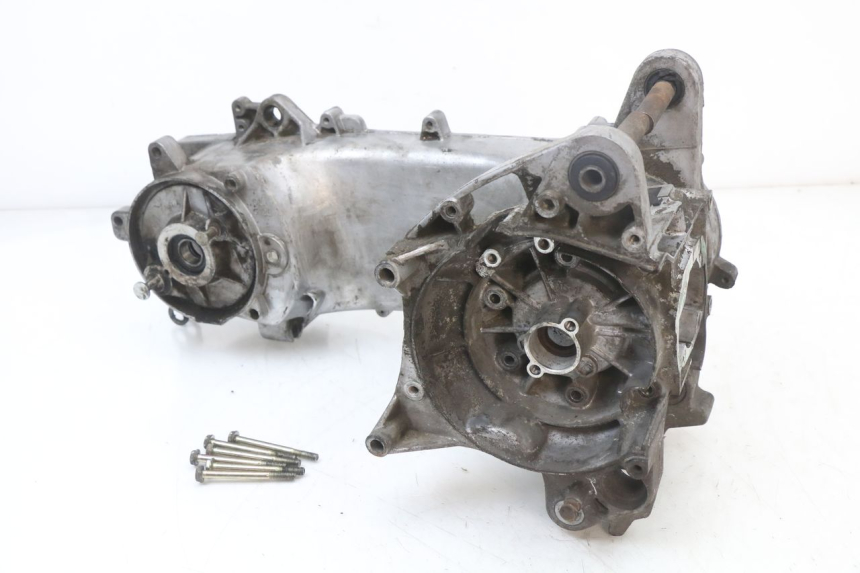 photo de CARTER BAS MOTEUR PEUGEOT STREETZONE 2T 50 (2014 - 2019)