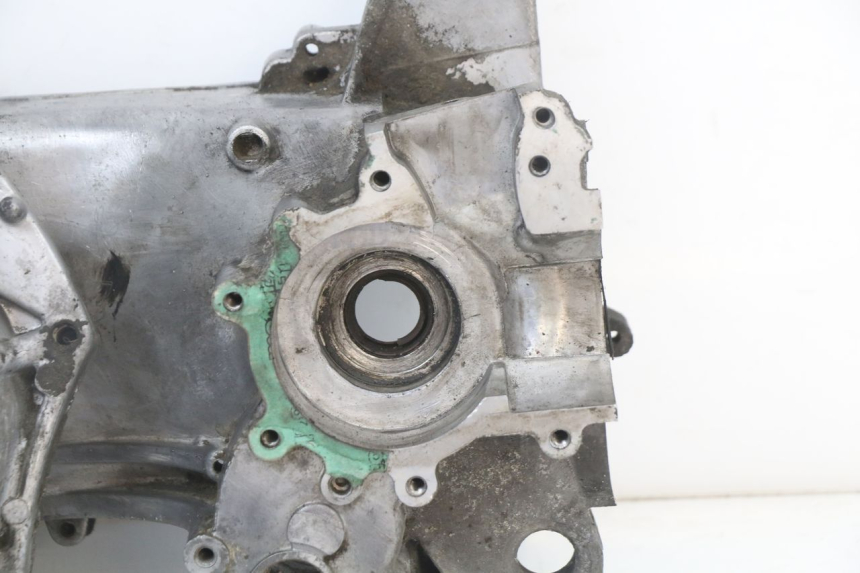 photo de CARTER BAS MOTEUR PEUGEOT STREETZONE 2T 50 (2014 - 2019)