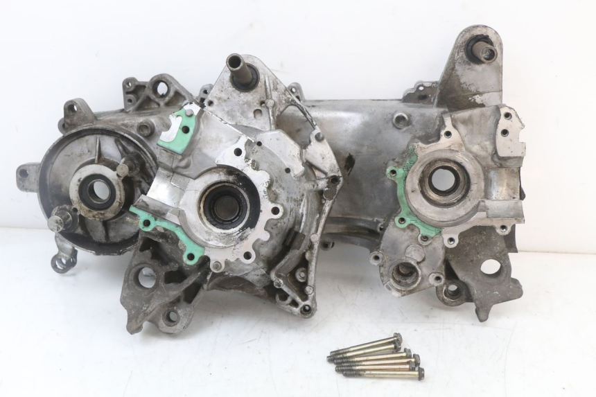 photo de CARTER BAS MOTEUR PEUGEOT STREETZONE 2T 50 (2014 - 2019)