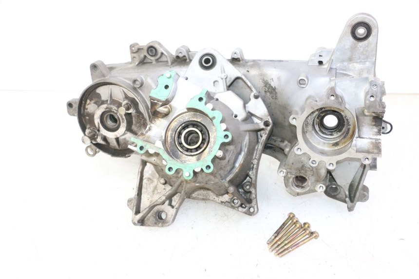photo de CARTER BAS MOTEUR PEUGEOT STREETZONE I 2T 50 (2018 - 2020)