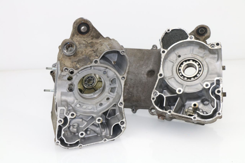 photo de CARTER BAS MOTEUR SUZUKI BURGMAN 125 (2007 - 2014)