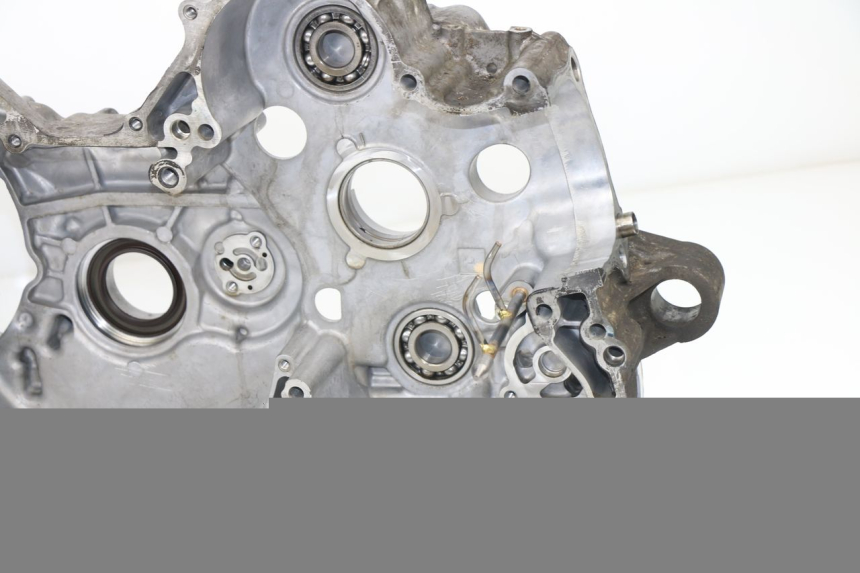 photo de CARTER BAS MOTEUR SUZUKI BURGMAN EXECUTIVE ABS 650 (2006 - 2012)