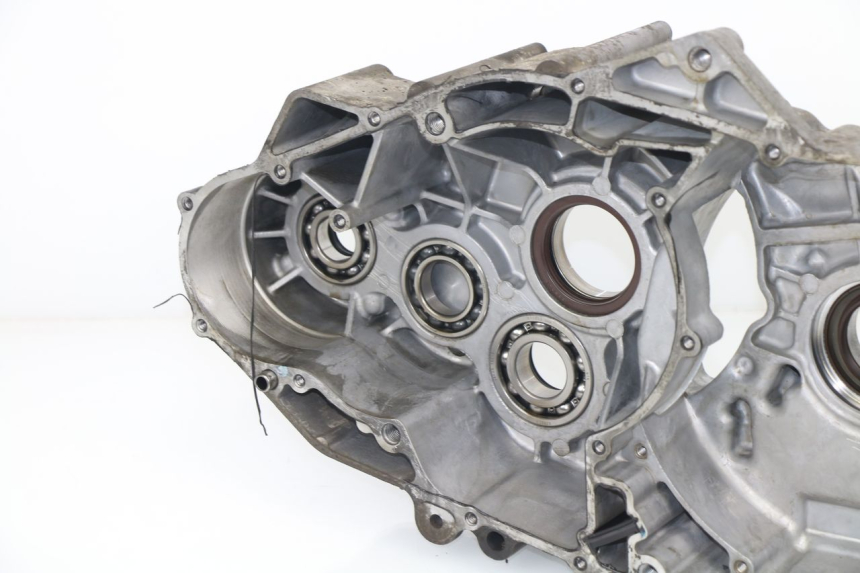 photo de CARTER BAS MOTEUR SUZUKI BURGMAN EXECUTIVE ABS 650 (2006 - 2012)