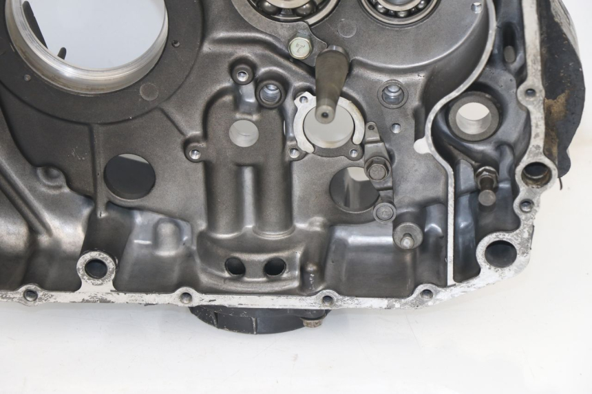 photo de CARTER BAS MOTEUR SUZUKI DR DJEBEL 600 (1985 - 1990)