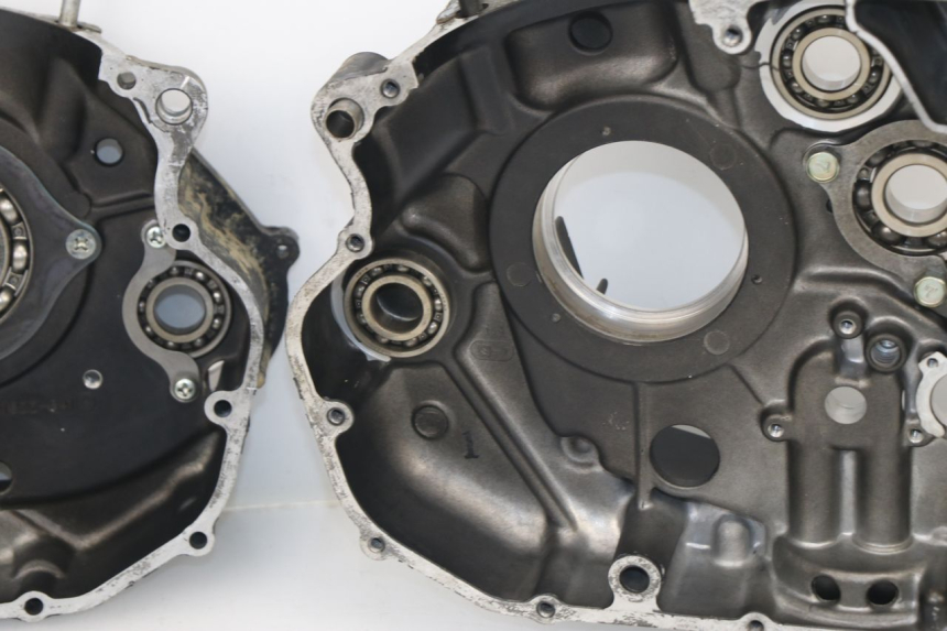 photo de CARTER BAS MOTEUR SUZUKI DR DJEBEL 600 (1985 - 1990)