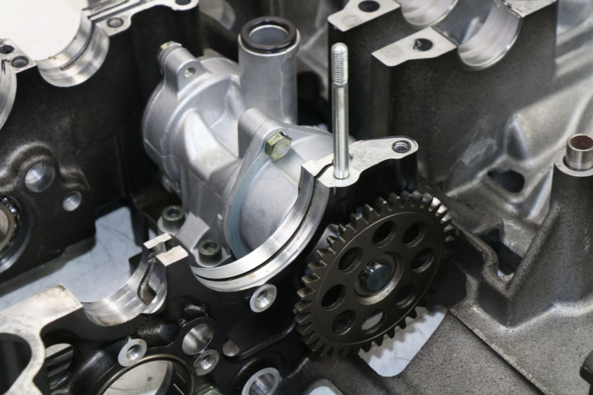 photo de CARTER BAS MOTEUR SUZUKI GSF S BANDIT ABS 650 (2005 - 2006) - État de surface