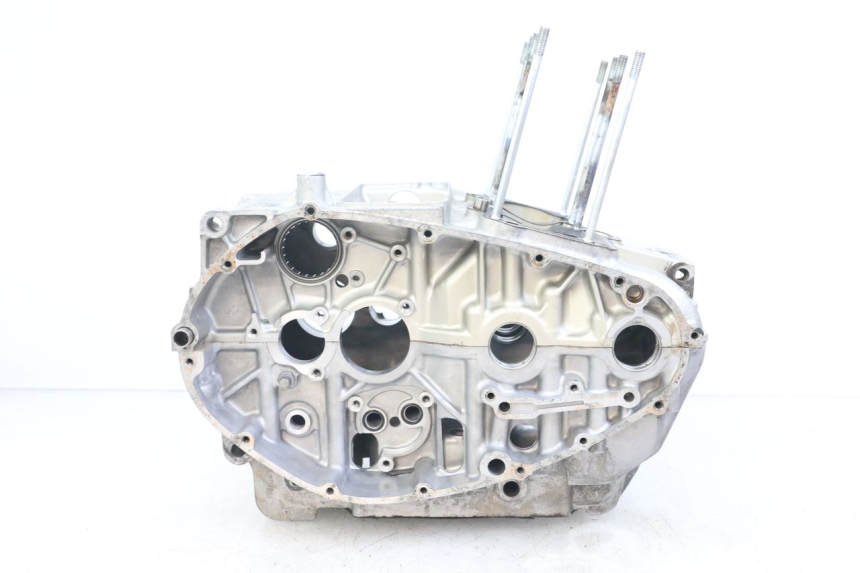 photo de CARTER BAS MOTEUR SUZUKI GSX E 250 (1982 - 1983)