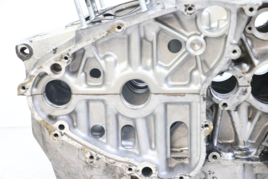 photo de CARTER BAS MOTEUR SUZUKI GSX E 250 (1982 - 1983)