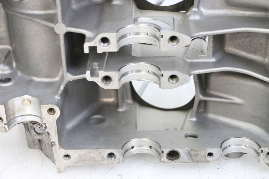 photo de CARTER BAS MOTEUR SUZUKI GSX E 250 (1982 - 1983)