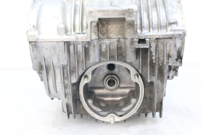 photo de CARTER BAS MOTEUR SUZUKI GSX E 250 (1982 - 1983)