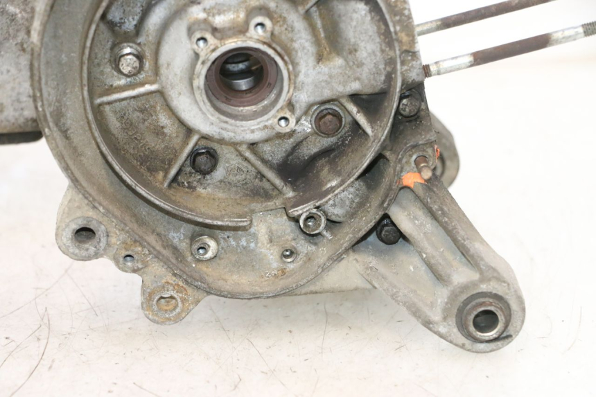 photo de CARTER BAS MOTEUR PIAGGIO TYPHOON 50 (2000 - 2009) - Inspection visuelle