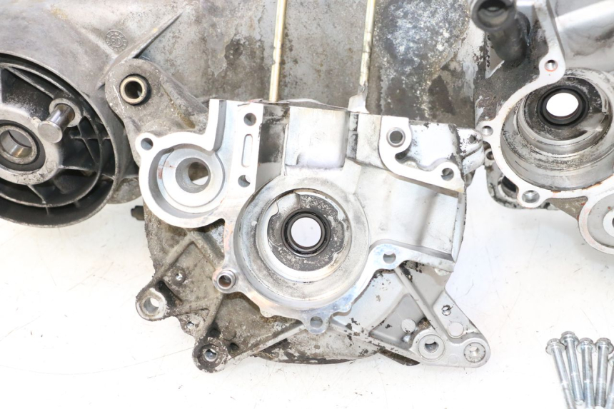 photo de CARTER BAS MOTEUR PIAGGIO TYPHOON 50 (2000 - 2009) - Vue principale