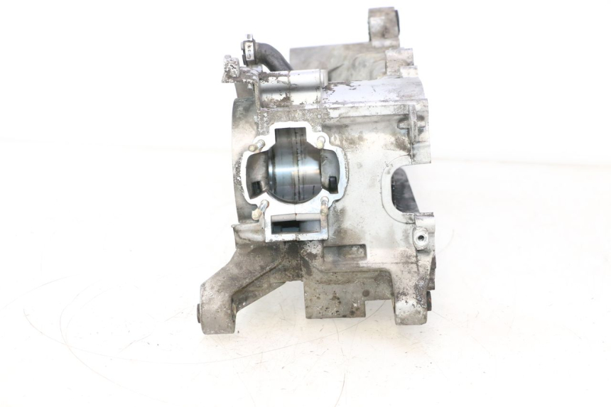photo de CARTER BAS MOTEUR PIAGGIO TYPHOON 50 (2000 - 2009) - Autre angle de vue