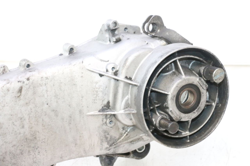 photo de CARTER BAS MOTEUR PIAGGIO VESPA PRIMAVERA 2T 50 (2013 - 2018) - Autre angle de vue