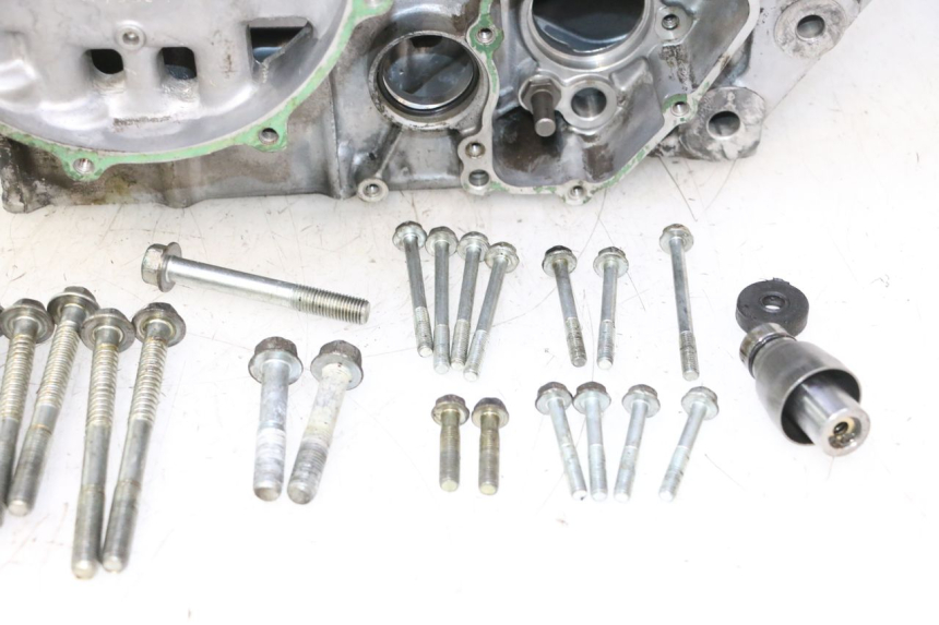 photo de CARTER BAS MOTEUR HONDA VFR FI RC46 800 (1998 - 2001) - Photo complémentaire