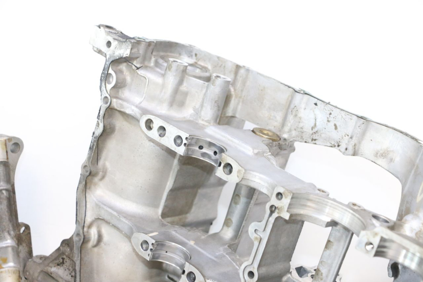 photo de CARTER BAS MOTEUR HONDA VFR FI RC46 800 (1998 - 2001) - Marquages et références