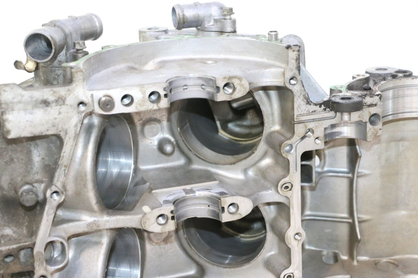 photo de CARTER BAS MOTEUR HONDA VFR FI RC46 800 (1998 - 2001) - Vue rapprochée
