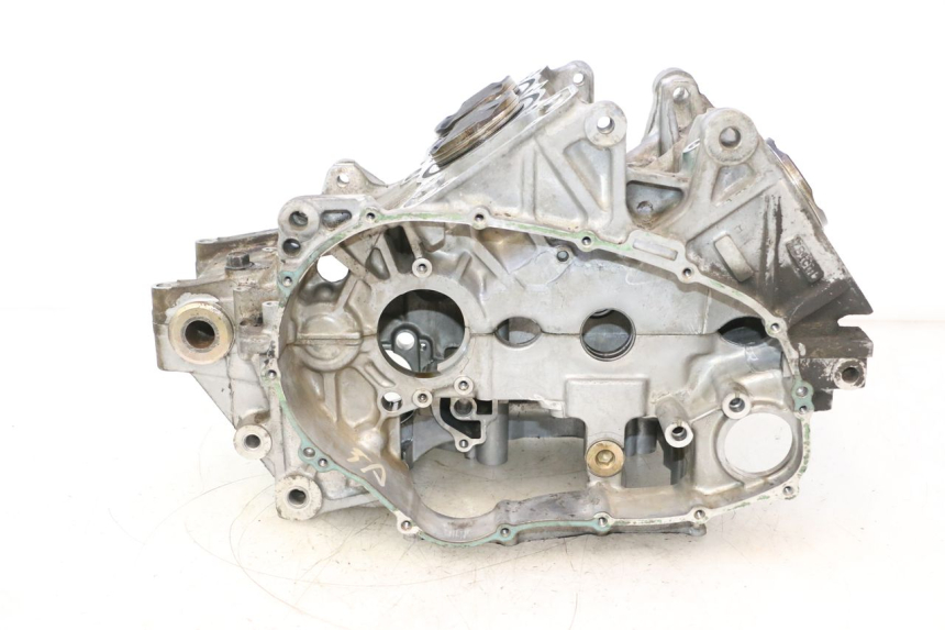 photo de CARTER BAS MOTEUR HONDA VFR FI RC46 800 (1998 - 2001) - Marquages et références