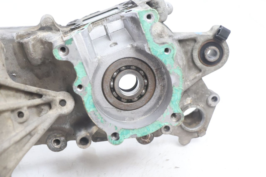 photo de CARTER BAS MOTEUR PEUGEOT VIVACITY 50 (2004 - 2009) - Photo complémentaire