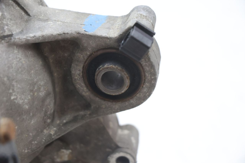 photo de CARTER BAS MOTEUR PEUGEOT VIVACITY 50 (2004 - 2009) - Autre angle de vue