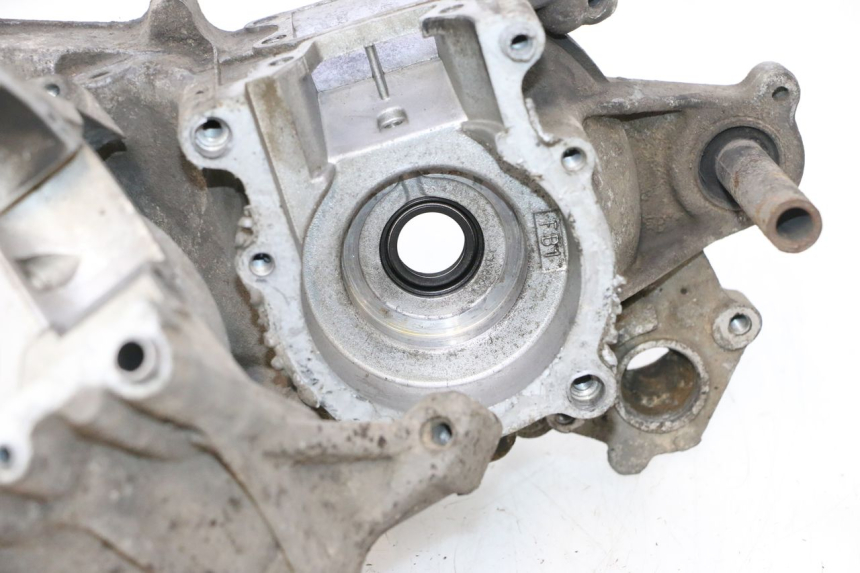 photo de CARTER BAS MOTEUR PEUGEOT VIVACITY 50 (1998 - 2003) - Photo complémentaire