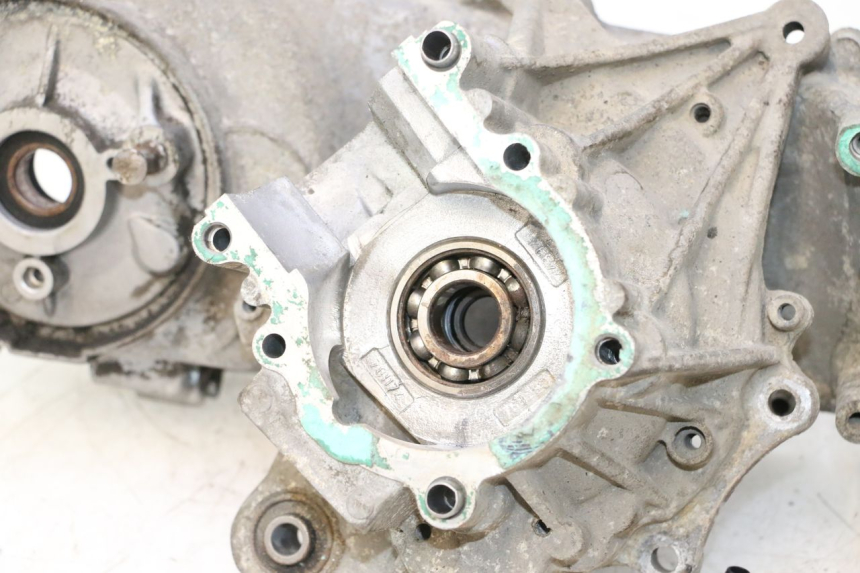 photo de CARTER BAS MOTEUR PEUGEOT VIVACITY 50 (2004 - 2009) - Vue rapprochée
