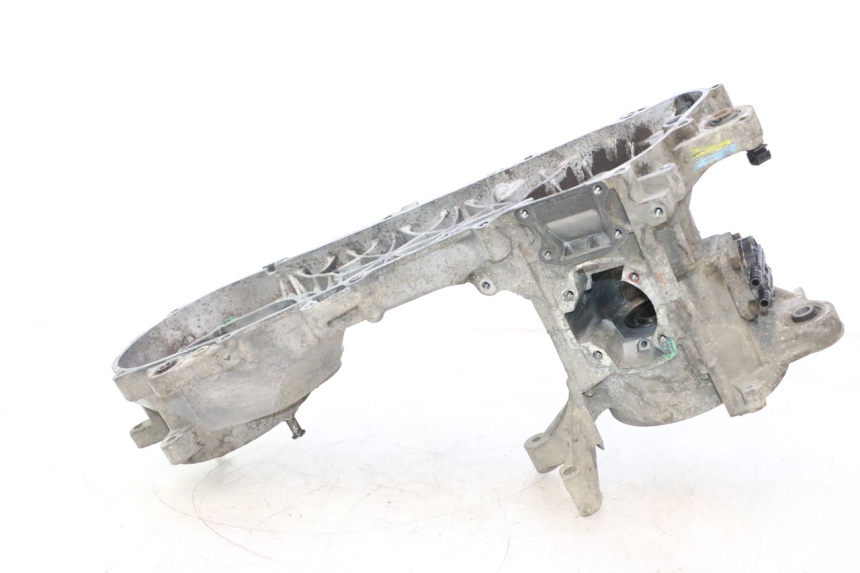photo de CARTER BAS MOTEUR PEUGEOT VIVACITY 50 (2004 - 2009) - Autre angle de vue
