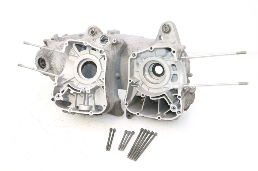 photo de CARTER BAS MOTEUR YAMAHA XMAX X-MAX 125 (2006 - 2009) - Détail de la pièce
