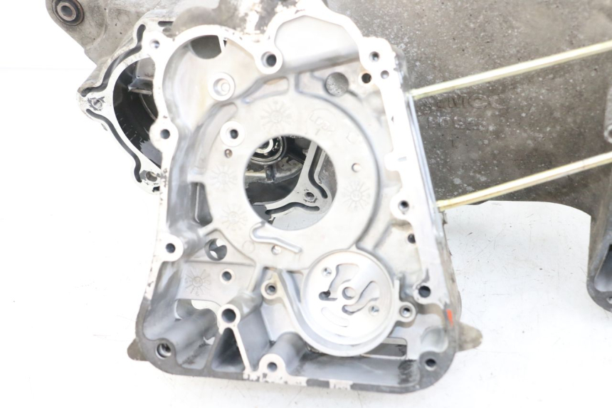 photo de Lower engine case KYMCO XCITING 250 (2006 - 2009)