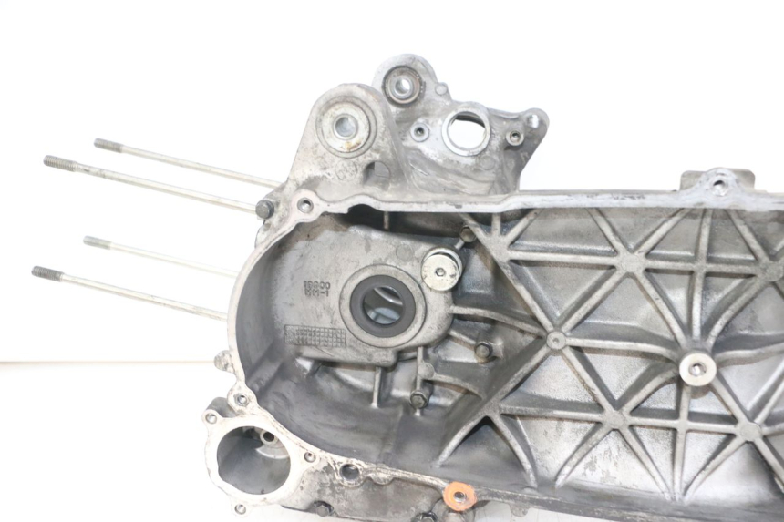 photo de CARTER BAS MOTEUR YAMAHA XMAX X-MAX 125 (2006 - 2009)