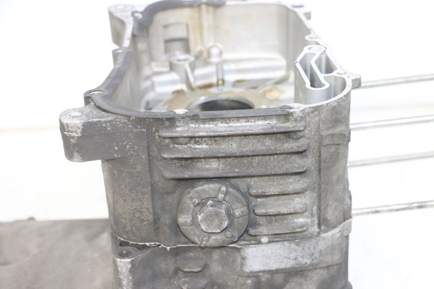 photo de CARTER BAS MOTEUR YAMAHA XMAX X-MAX 125 (2006 - 2009)