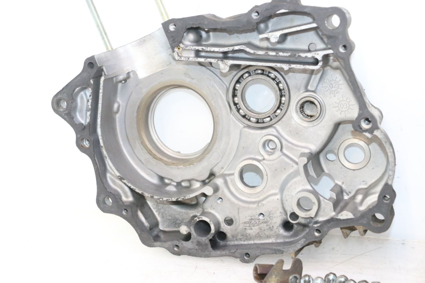 photo de CARTER BAS MOTEUR SMC XROAD 150 - Angle alternatif
