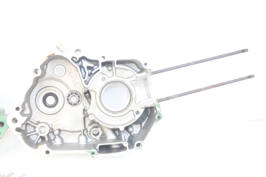 photo de CARTER BAS MOTEUR YCF PILOT 125