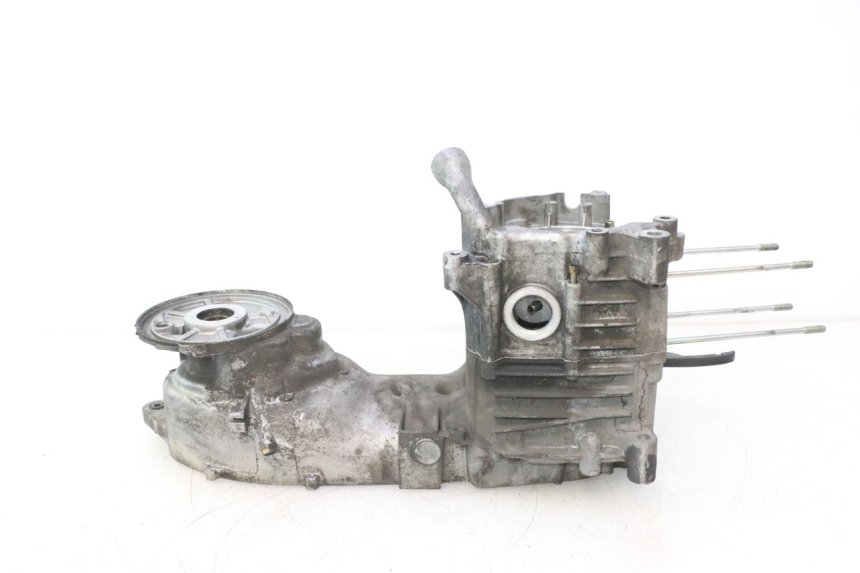photo de CARTER BAS MOTEUR YAMAHA YP MAJESTY 125 (2007 - 2010) - Points de fixation