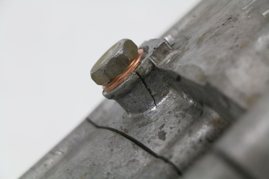 photo de CARTER BAS MOTEUR YAMAHA YZ 125 (1998 - 2005) - Autre angle de vue