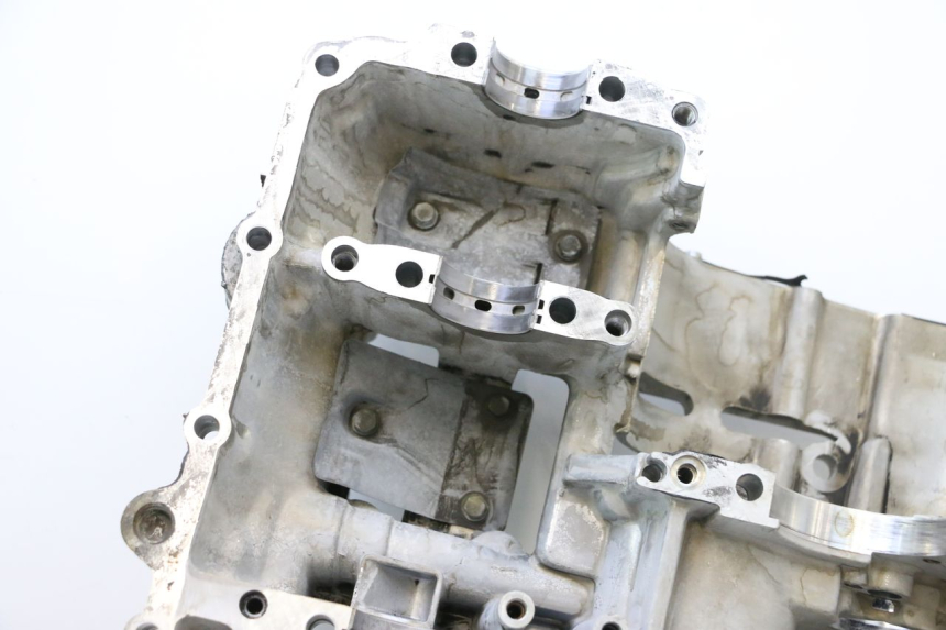photo de CARTER BAS MOTEUR YAMAHA YZF R GENESIS 750 (1993 - 1998) - Vue d’ensemble