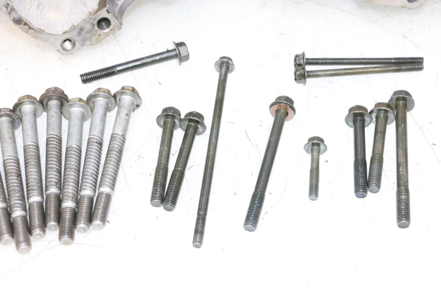 photo de CARTER BAS MOTEUR YAMAHA YZF R GENESIS 750 (1993 - 1998) - Pièce contrôlée