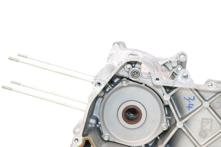 photo de CARTER BAS MOTEUR PIAGGIO ZIP IGET 4T 50 (2021 - 2023) - Vue produit