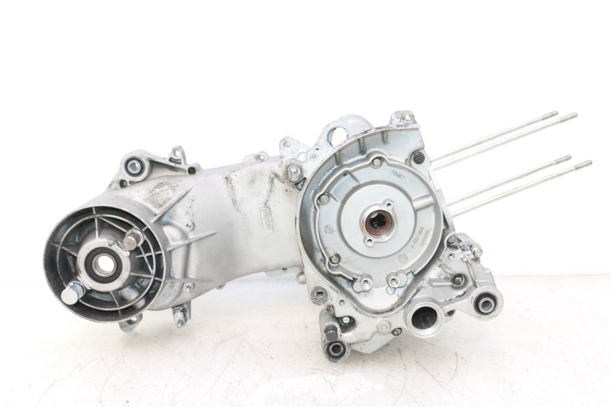 photo de CARTER BAS MOTEUR PIAGGIO ZIP IGET 4T 50 (2021 - 2023) - Zoom qualité