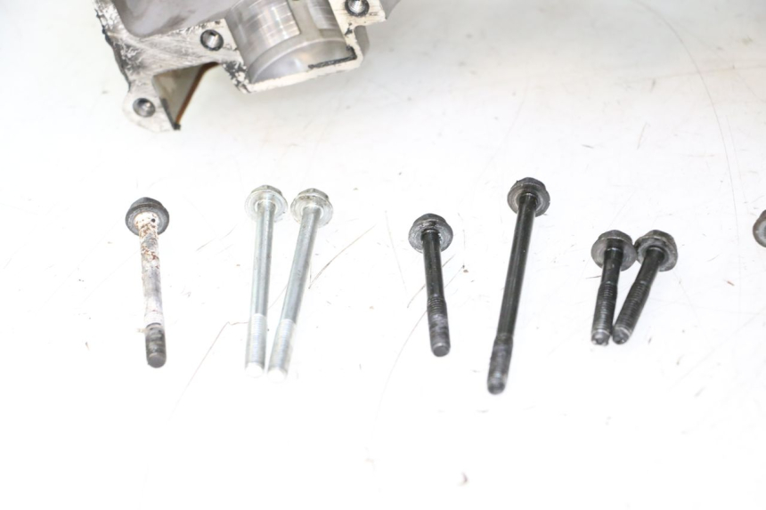 photo de CARTER BAS MOTEUR KAWASAKI ZX-6R ZX6R 600 (2000 - 2002) - Zoom état d’usage
