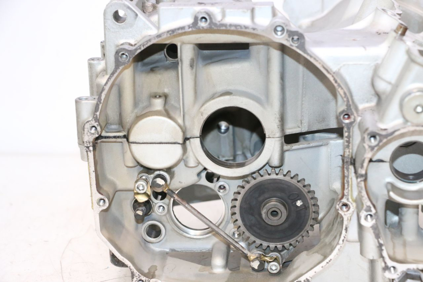 photo de CARTER BAS MOTEUR KAWASAKI ZX-6R ZX6R 600 (2000 - 2002) - Points de fixation