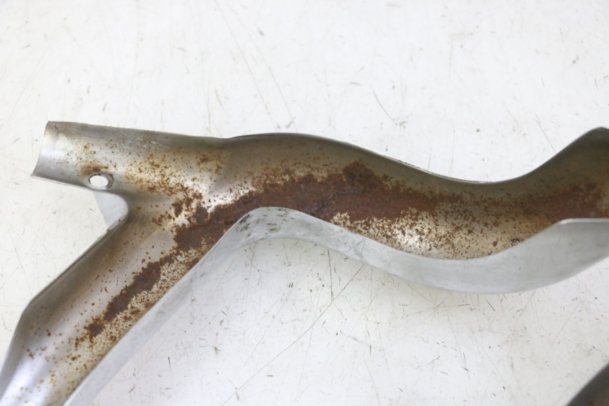 photo de Exhaust cover HYOSUNG GV AQUILA 125 (2000 - 2004)