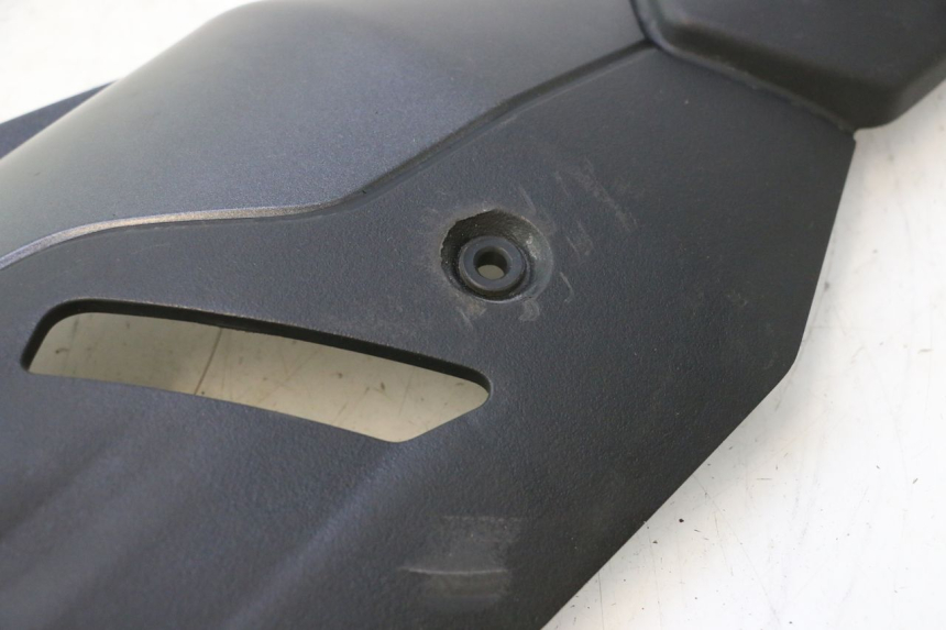 photo de CARTER ECHAPPEMENT PIAGGIO MP3 HPE 530 (2022 - 2026) - Vue d’ensemble
