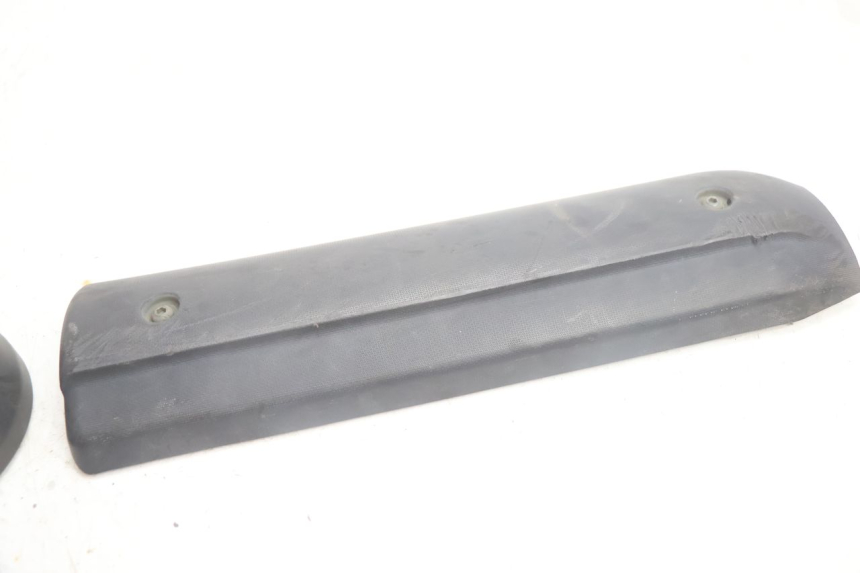photo de CARTER ECHAPPEMENT YAMAHA X-MAX XMAX 125 (2010 - 2013) - Zoom état d’usage